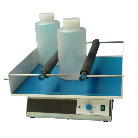 AGITATEUR ORBITAL VITESSE VARIABLE A GRAND PLATEAU ACJ